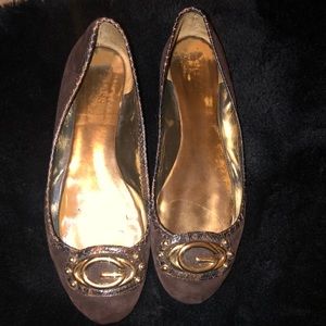 Guess flats! Size 8 1/2!